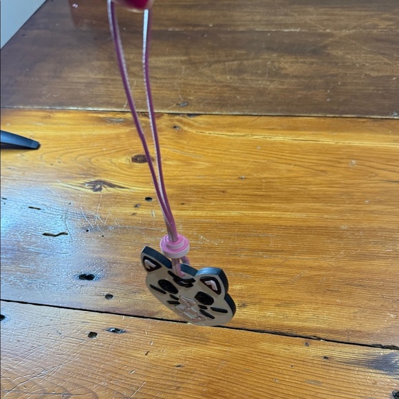 Tod’s Cat Face Leather Bag Charm in Pink and White - Picture 8 of 12